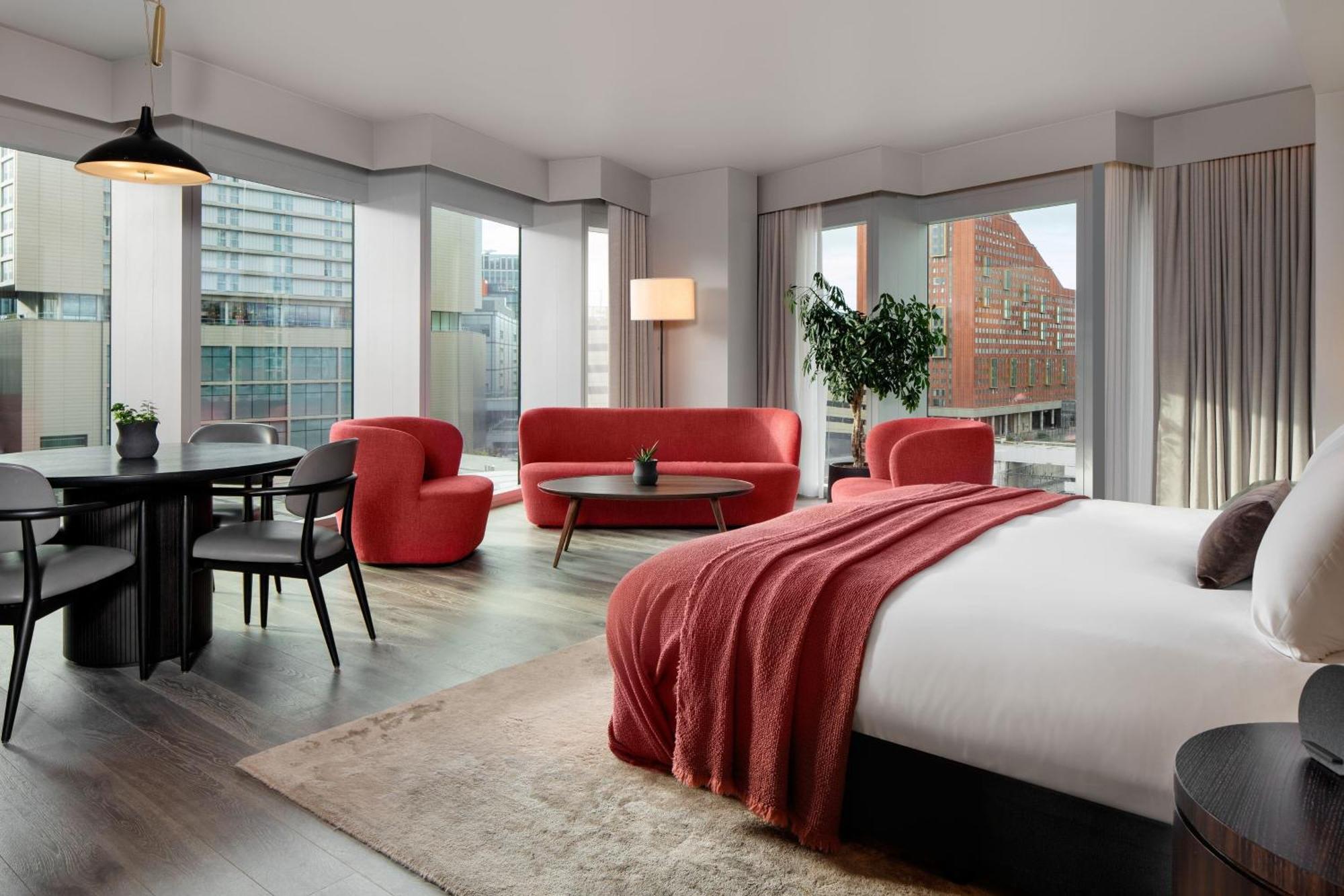 Hotel The Stratford, Autograph Collection Londýn Exteriér fotografie A suite at the London Edition